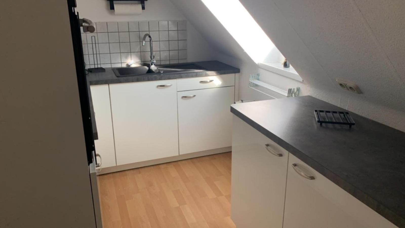 Zimmer In Wohnung, Monteure, Zentral, Enger Kültér fotó