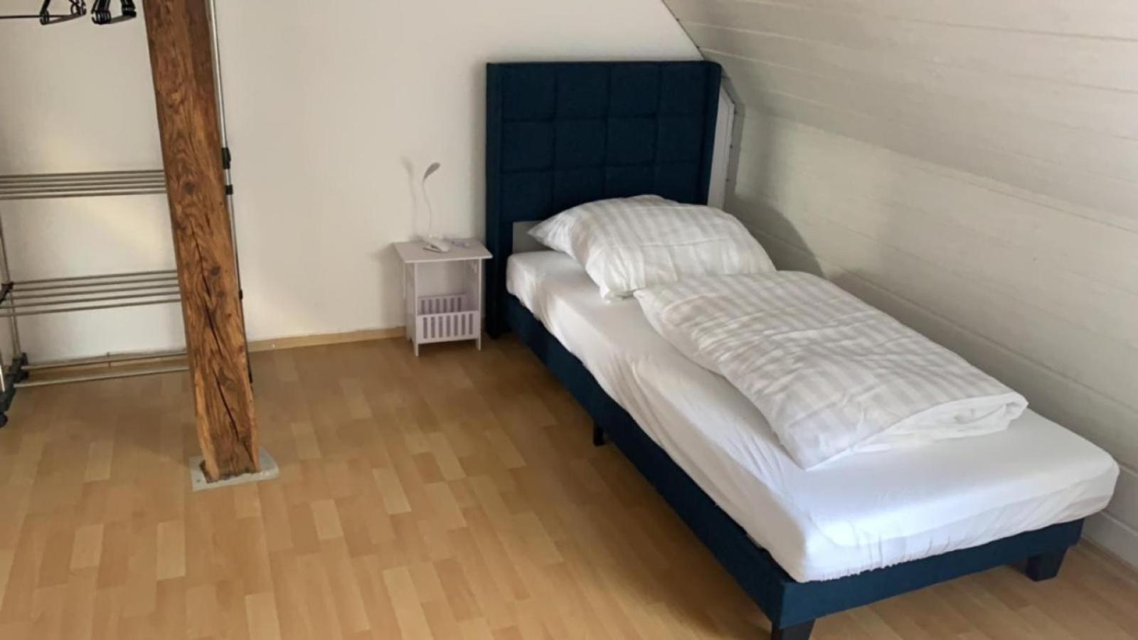 Zimmer In Wohnung, Monteure, Zentral, Enger Kültér fotó